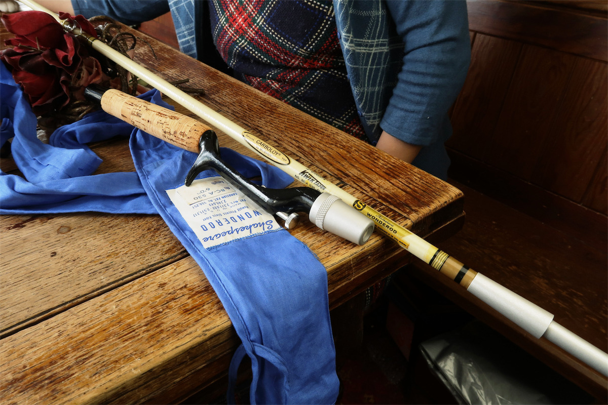 爆買い，定番 70s Shakespeare Wonderod シェークスピア ワンダー ビンテージ グラスロッド / HEDDON 道楽 ZEAL バルサ50 フルーガー等 大型ルアーに(1ピースベイトロッド)｜売買されたオークション情報、yahooの商品 ルアーロッド