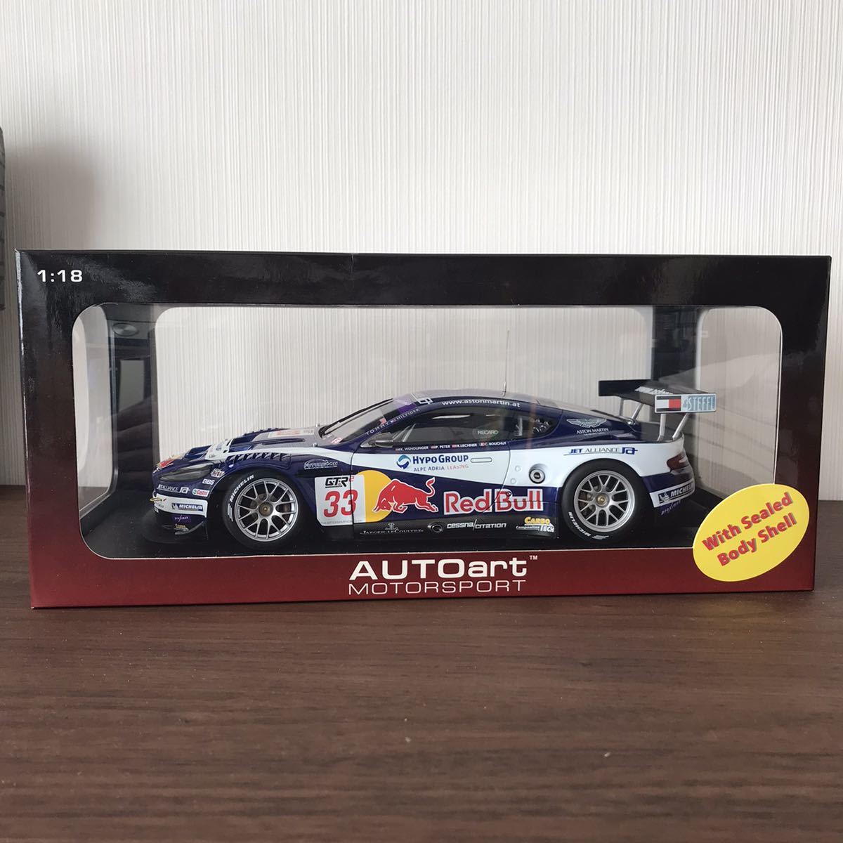 AUTOart 1/18 Aston Martin DBR9 SPA 2006 アストンマーチンDBR9