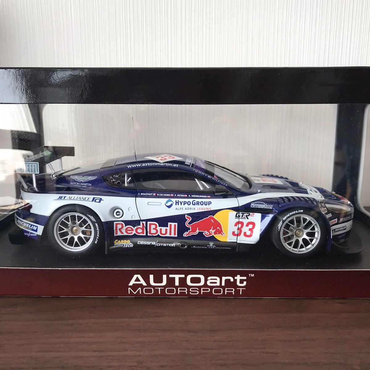 AUTOart 1/18 Aston Martin DBR9 SPA 2006 アストンマーチンDBR9
