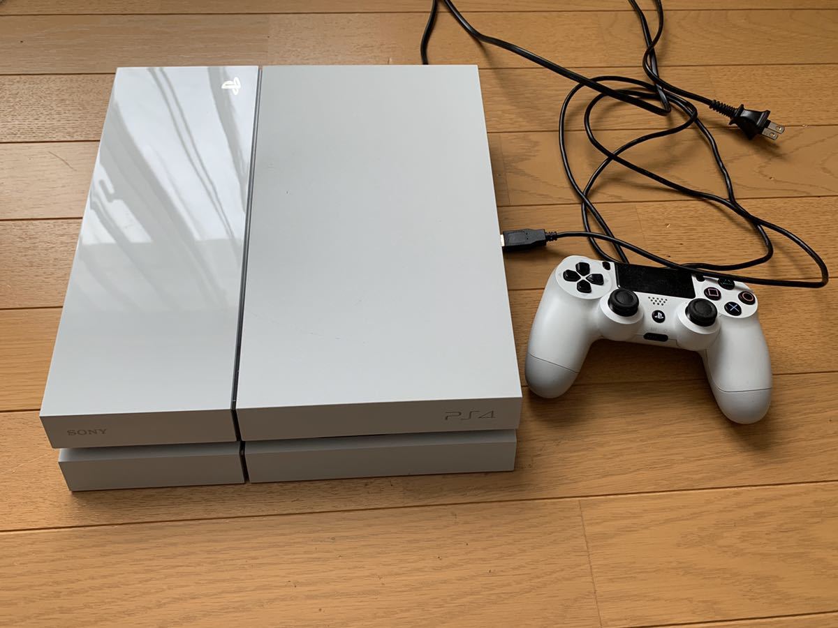 PS4本体 白 電源、コントローラー付き