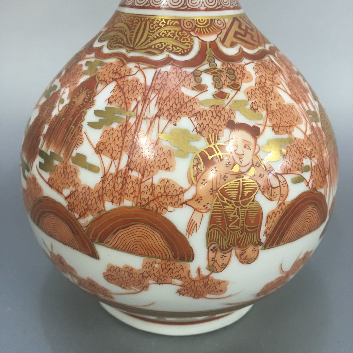 TAKIYA6302 『湖東焼 赤絵花瓶』 金彩 超絶技巧 花器 花入 彦根藩窯 滋賀