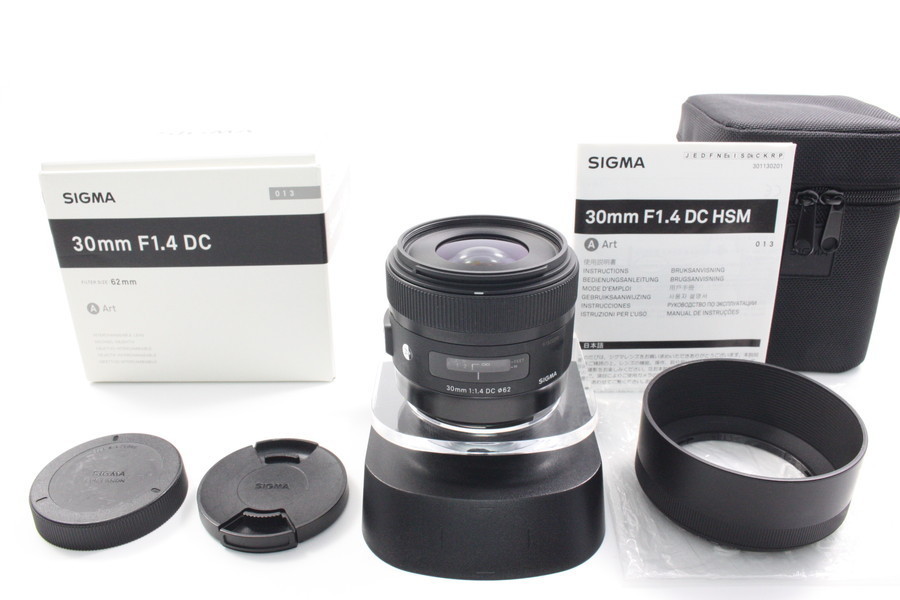 HORITA CAMERA 】☆ B ☆ 0877 SIGMA Art 30mm F1.4 DC HSM 51522250