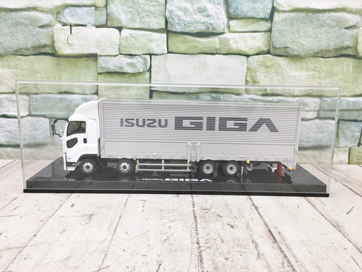 GIGA ギガ ISUZU いすゞ 1⁄43 ミニカー | トラック 白 ホワイト アルミ 