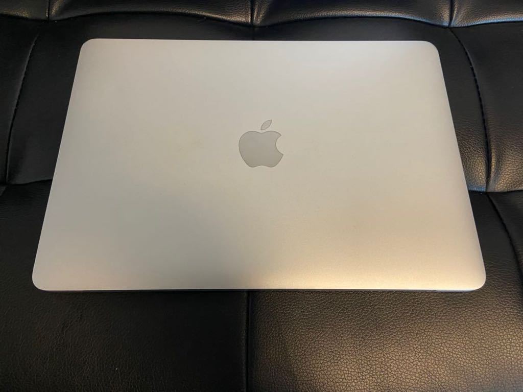 MacBook 2017/256GB/メモリ8GB/シルバー/12インチRetinaディスプレイ/Mac OS Catalimna/美品/外箱、付属品完備/定価142，800円　Apple MacBook 整備済み品Apple Retina Mid-2017 MNYH2J／A 2017の通販
