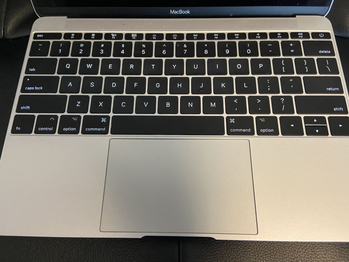 MacBook 2017/256GB/メモリ8GB/シルバー/12インチRetinaディスプレイ/Mac OS Catalimna/美品/外箱、付属品完備/定価142，800円　Apple MacBook 整備済み品Apple Retina Mid-2017 MNYH2J／A 2017の通販