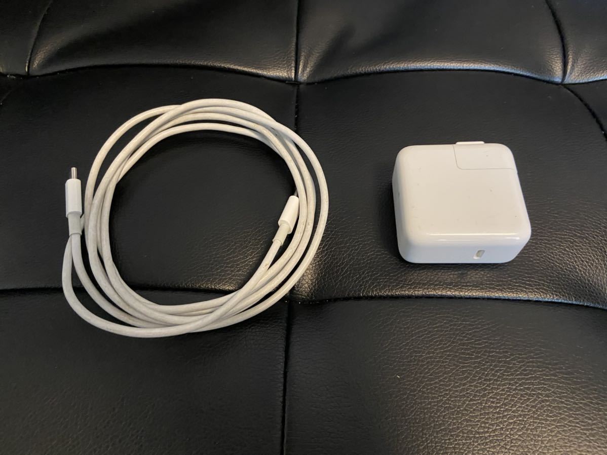MacBook 2017/256GB/メモリ8GB/シルバー/12インチRetinaディスプレイ/Mac OS Catalimna/美品/外箱、付属品完備/定価142，800円　Apple MacBook 整備済み品Apple Retina Mid-2017 MNYH2J／A 2017の通販