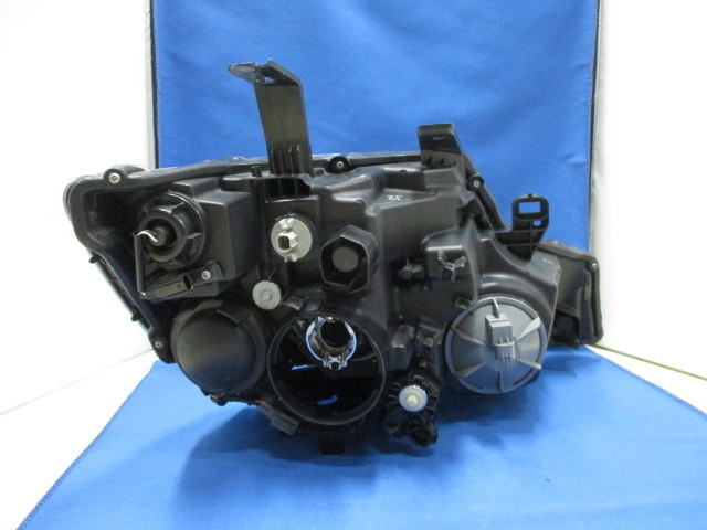 ホンダ　ステップワゴン/スパーダ　RK5　後期　左ライト/左ヘッドライト　HID　純正　メッキ　KOITO　100-62075　622130