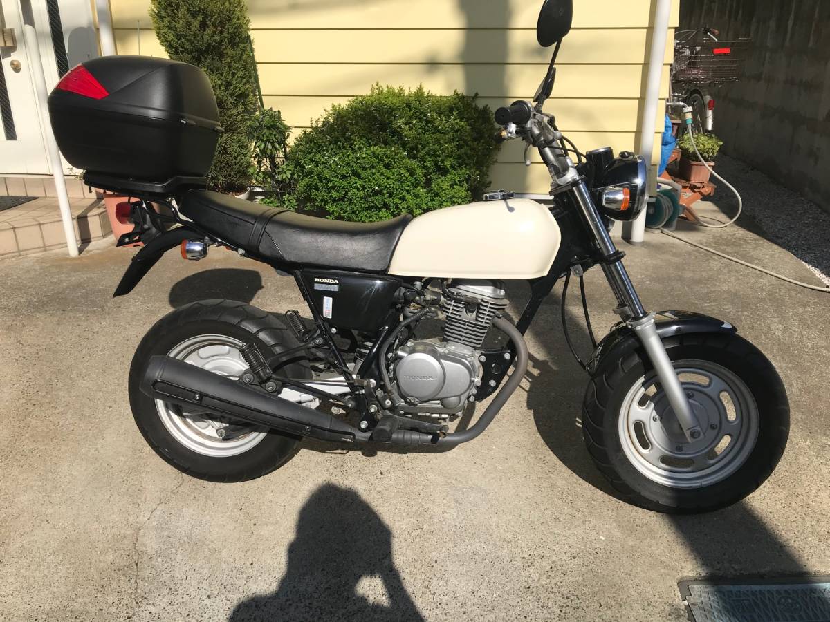春だ、エイプ100に乗って出かけよう。 投稿詳細｜MOTOCLE エイプ100 