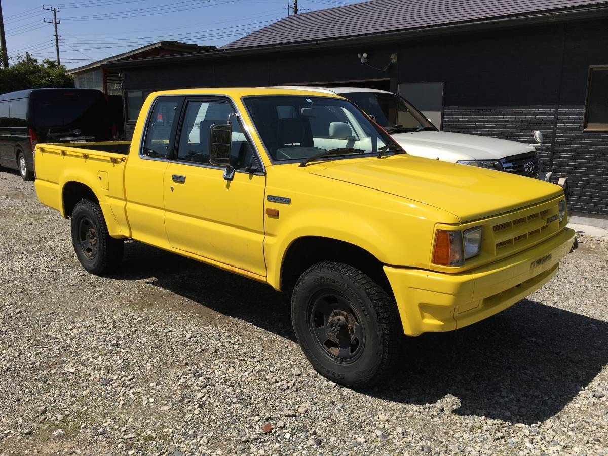 プロシード キャブプラス マツダ 4WD 2.6 | 車検付き ピックアップ 