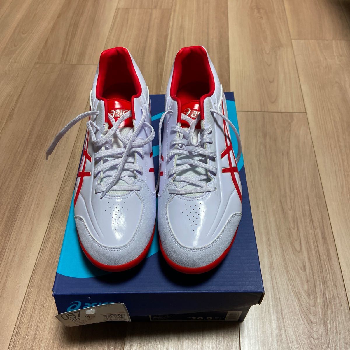  ASICS アシックス 野球ポイントスパイク STARSHINE2 WHITE/RED 1121A012-101 26.5cm(26.5cm)｜売買されたオークション情報、yahooの商品情報をアーカイブ公開 - オークファン 大人用