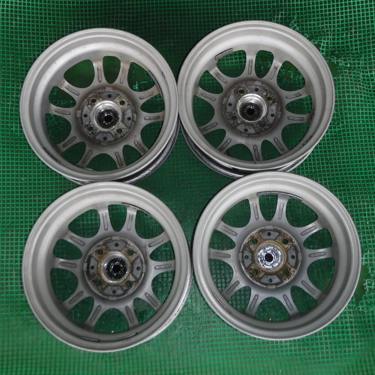 シュナイダー 13インチ SCHNEIDER 軽量アルミ単品4本 ホイール(13