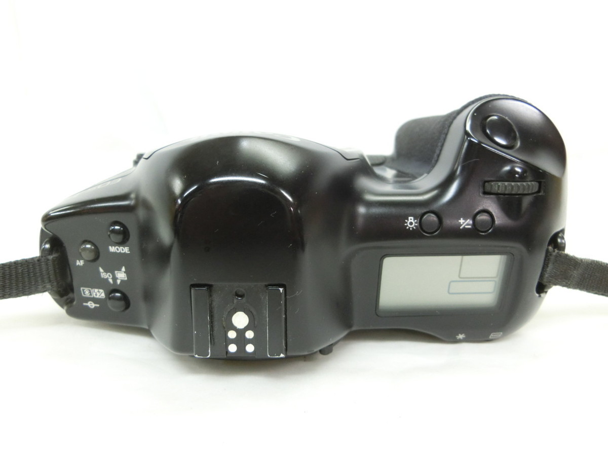 フィルムカメラ Cannon EOS-1N A Review Of The Canon EOS-1N