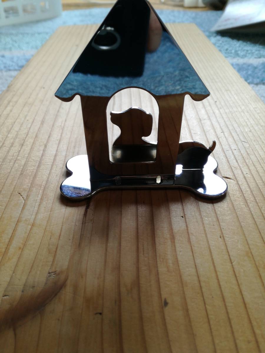 Lazy suzan シルバーカラー　ダックスフントと家と骨のカードスタンド_1