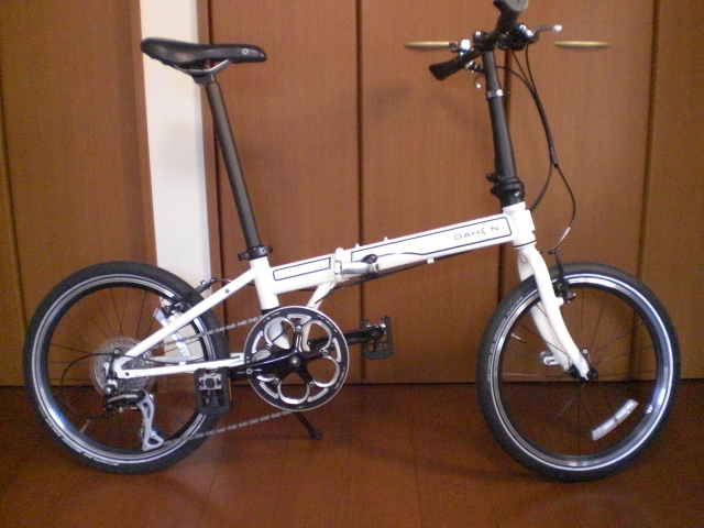 美車《 DAHON speed P8 30 Years ANNIVERSARYモデル クラウドホワイト
