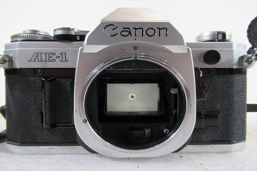 ○CANON AE-1 フイルムカメラ FD 50mm 1:1.8 S.C. レンズ付き キヤノン