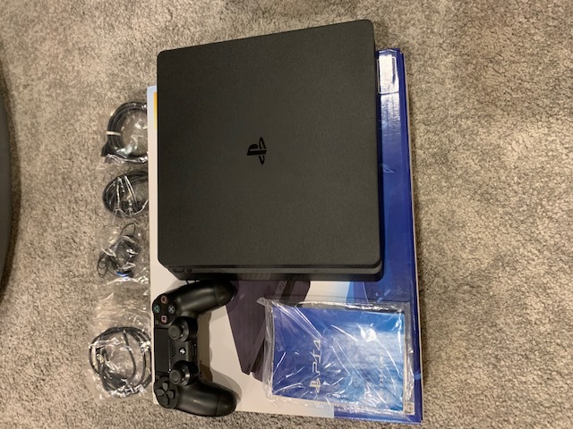 【限定セール，お買い得】 ps4 CUH-2100AB01 プレイステーション4 500G 完動品 付属品(PS4本体)｜売買されたオークション情報、yahooの商品情報をアーカイブ公開 - オークファン PS4本体