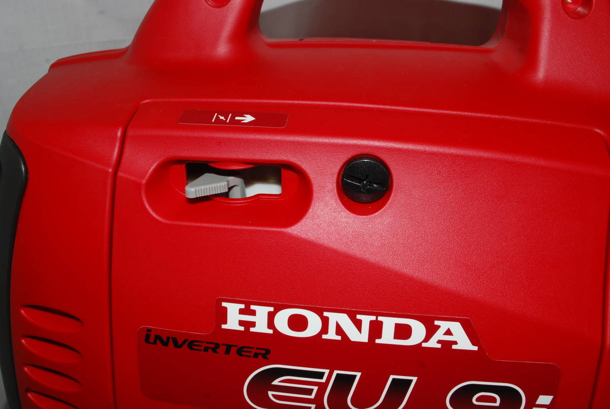 中古品 超美品 小傷程度 動作品 正弦波インバーター発電機 HONDA