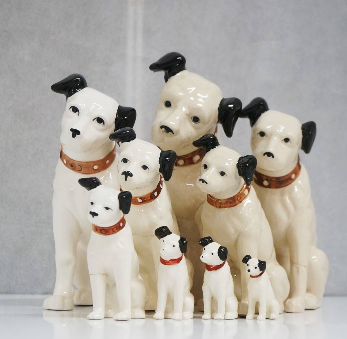 置物　古道具 □ 【昭和レトロ】 ビクター犬 Victor ニッパー君 9体セット 陶器製