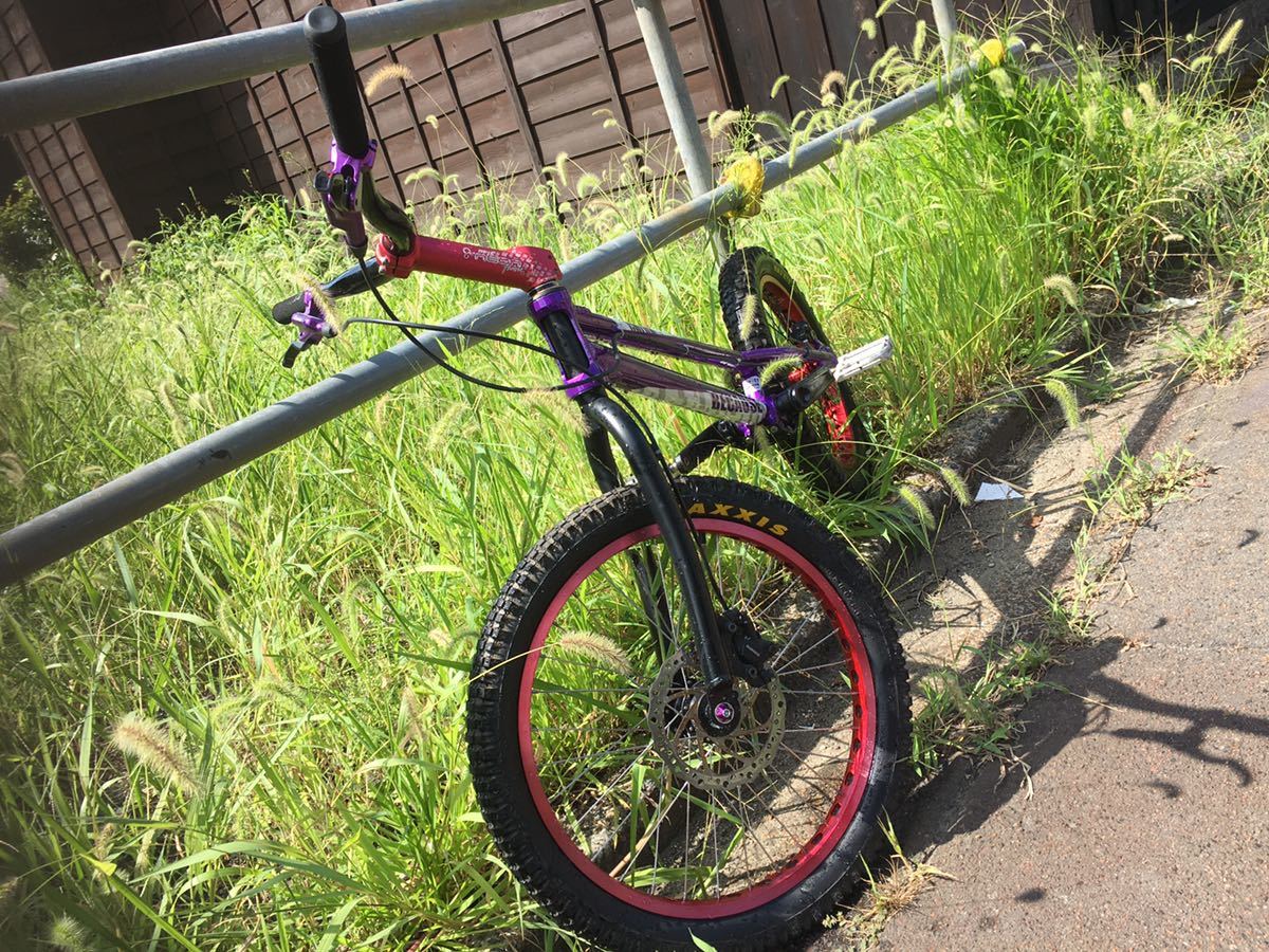 送料無料，お得 トライアル Becauce COLOR 即コンペ仕様 綺麗 zoom&times;SHIMANOブレーキ ガッツリロック(車体)｜売買されたオークション情報、yahooの商品情報をアーカイブ公開 - オークファン その他