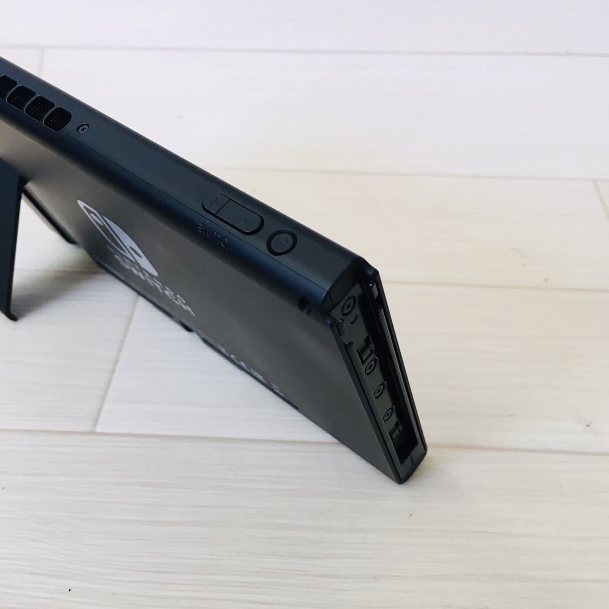 ②【動作良好】新型 ニンテンドー スイッチ 本体のみ 2020年製 外箱