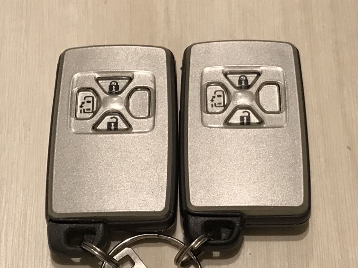 トヨタ スマートキー 3ボタン 純正 キーレス ハイエース 0 トヨタ純正