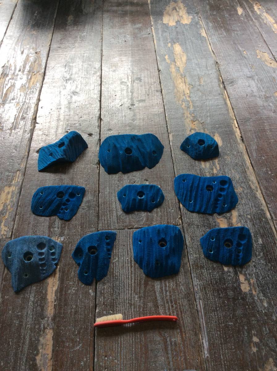 【超激得，定番】 メナジェリー menagerie クライミングホールド climbing hold ソイル フラット イーグリップ ナイクロス テクニック(ロッククライミング)｜売買されたオークション情報、yahooの商品情報をアーカイ ロッククライミング
