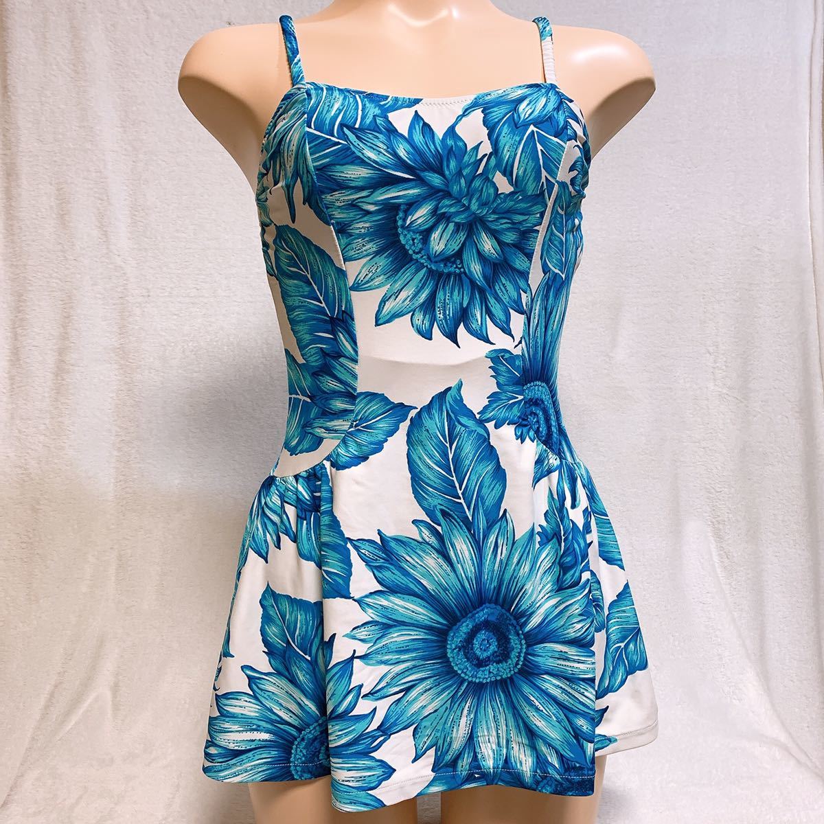 258さやかのワンピース水着 エコ 難あり 訳あり Lサイズ 売買されたオークション情報 Yahooの商品情報をアーカイブ公開 オークファン Aucfan Com