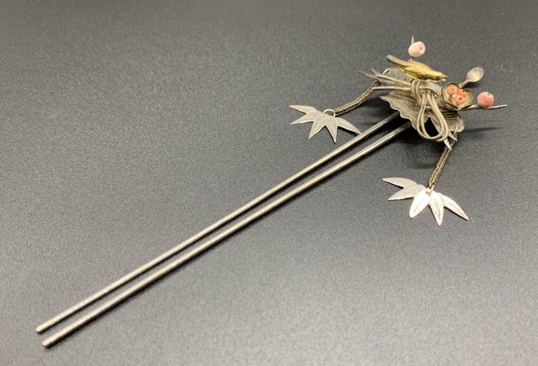 文化遺産オンライン アンティーク 金工 珊瑚 簪 銀かんざし 紫陽花 H7 