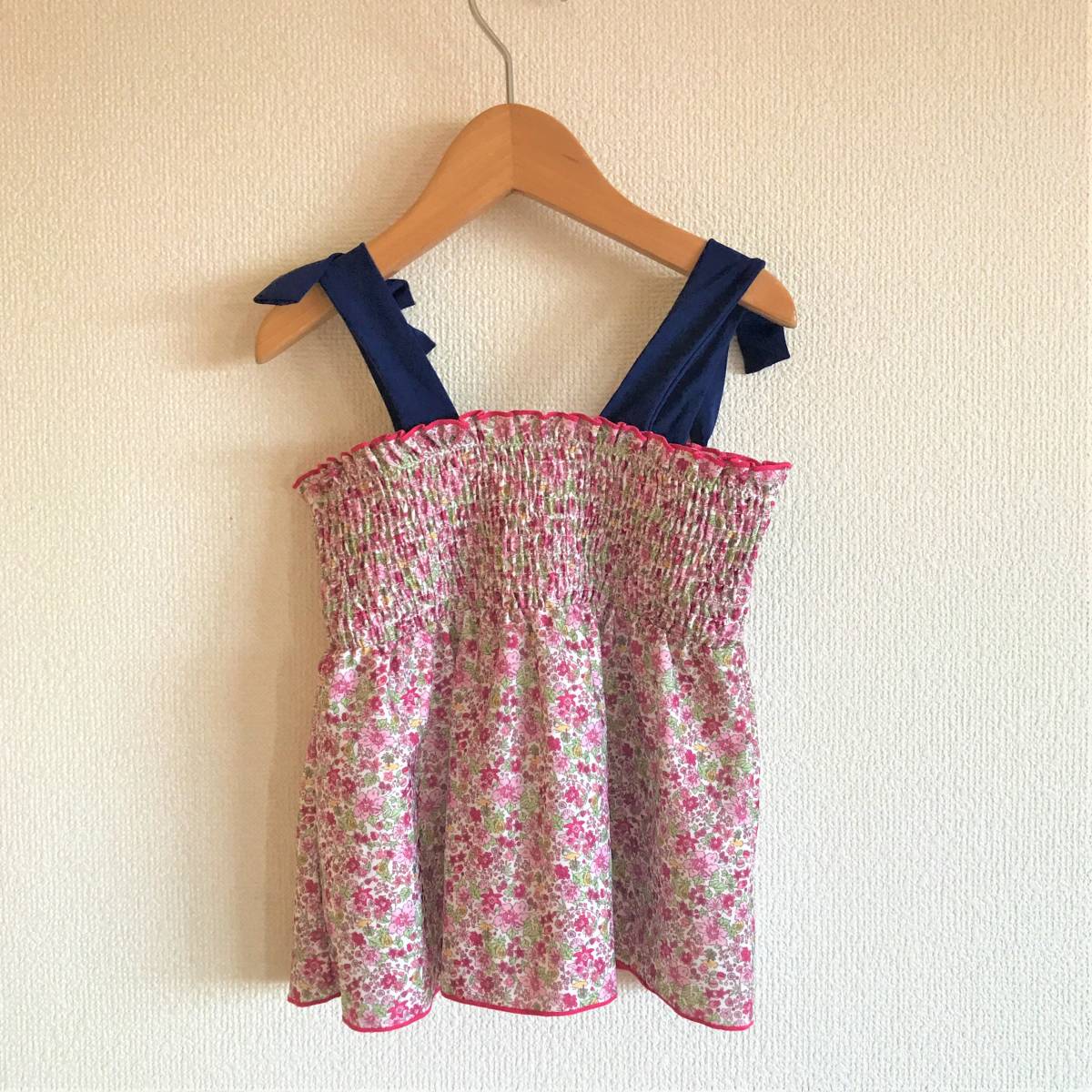 Petit Mainプティマイン 1 リバティ風 小花柄 セパレート水着 ビキニ キッズ 女の子 1 115 124cm 売買されたオークション情報 Yahooの商品情報をアーカイブ公開 オークファン Aucfan Com