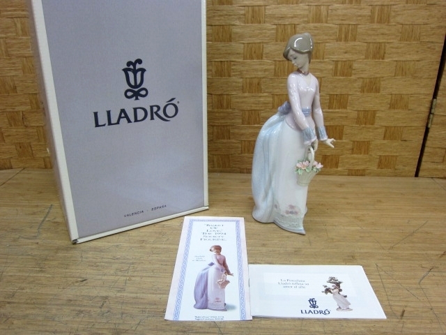SKC09177 リヤドロ LLADRO 愛の花かご 「Basket of love」 #7622