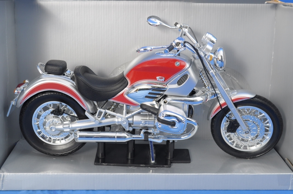 BMW R1200c オートバイ バイク模型完成品 BMW 1/6 R1200C 模型