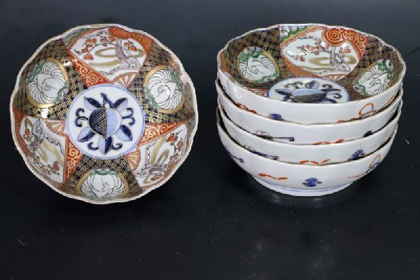 お皿や鉢など | レトロ屋うめばち 伊万里 - 鶴 (工芸品) 「古伊万里錦