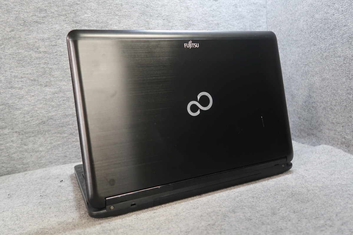 富士通 LIFEBOOK AH530/3B Core i3-370M 2.4GHz 2GB DVDスーパーマルチ 