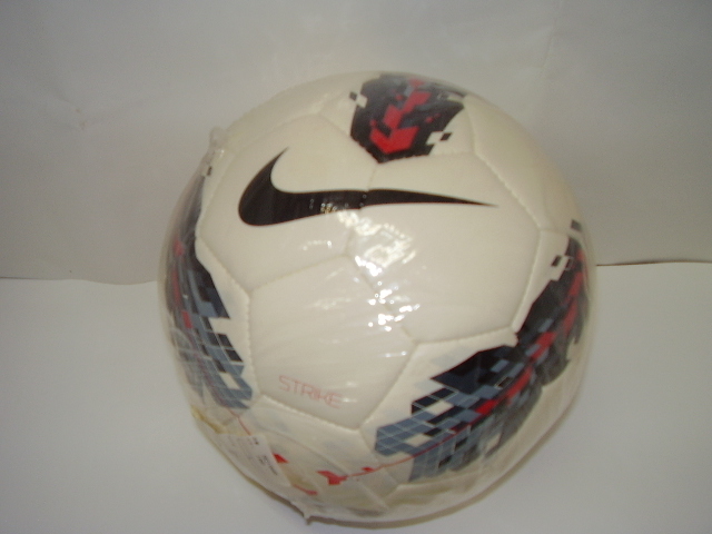 ▲ナイキ・手縫いサッカーボール・4号_1