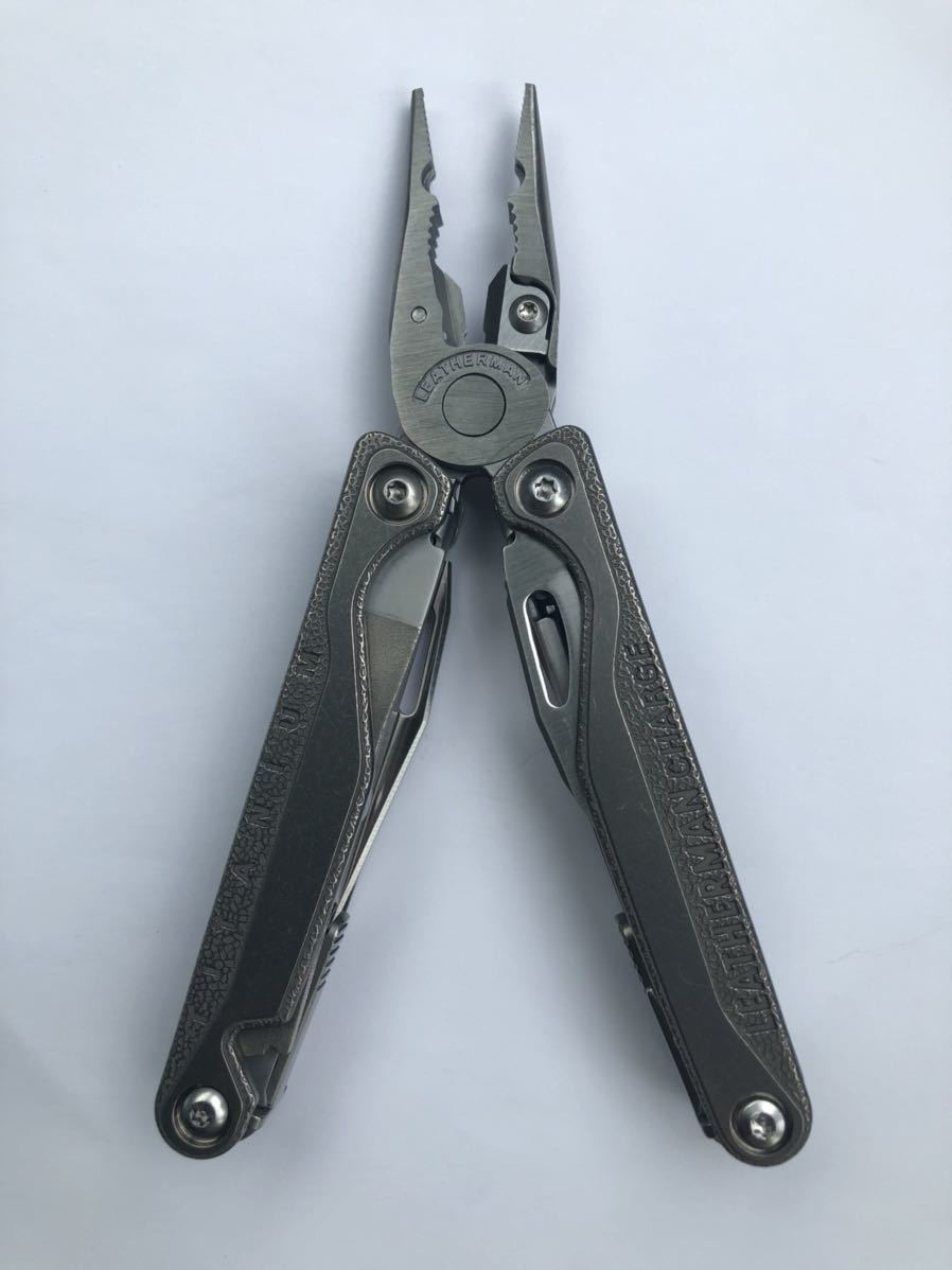 【得価，送料無料】 レザーマン LEATHERMAN Charge(レザーマン)｜売買されたオークション情報、yahooの商品情報をアーカイブ公開 - オークファン レザーマン