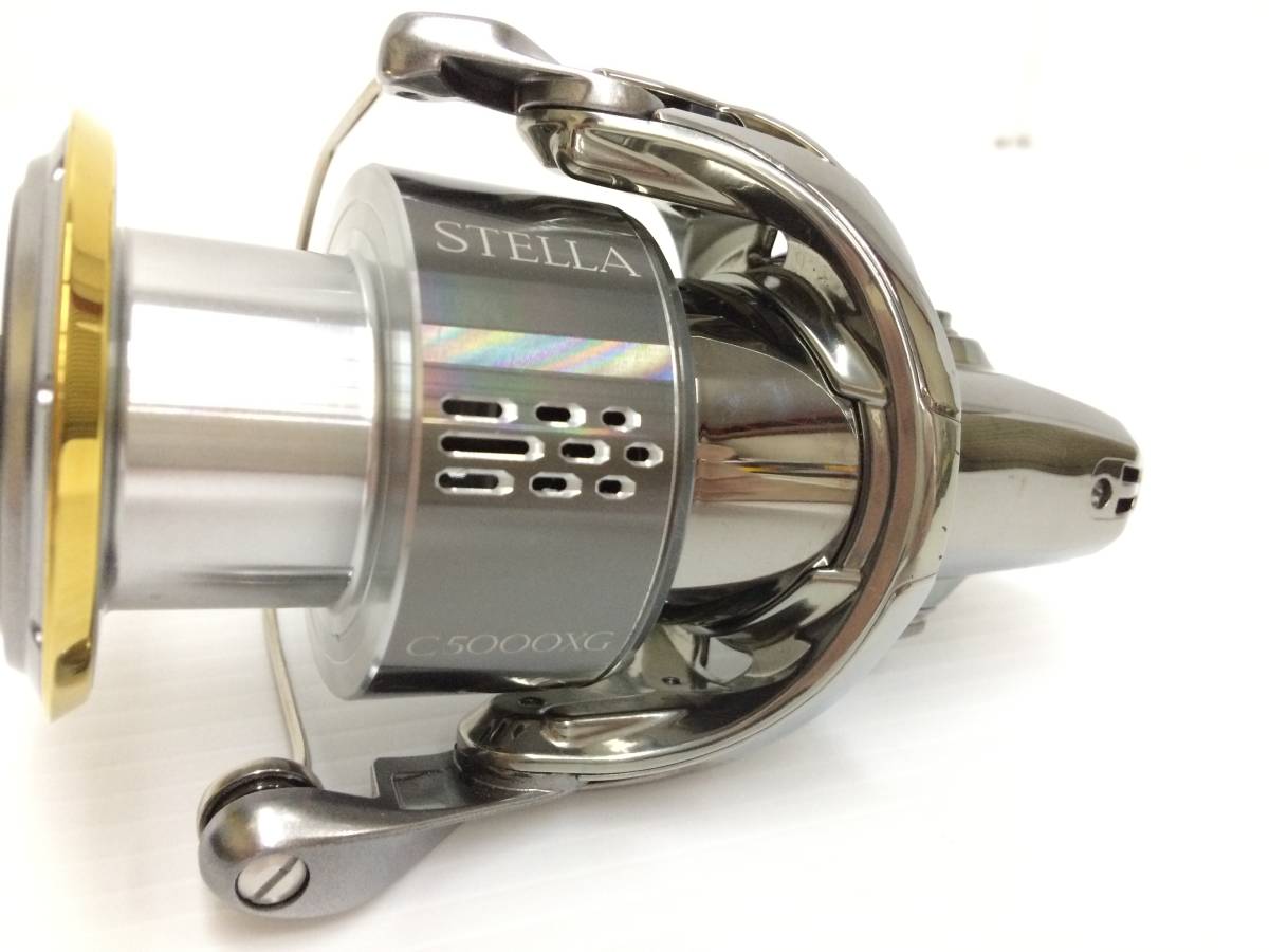 割引販促品 ◇SHIMANO/シマノ リール 18ステラ C5000XG 中古美品