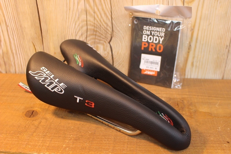定番人気，品質保証 SELLE SMP T3 サドル ステンレスレール 133mm ブラック 品(SELLE SMP)｜売買されたオークション情報、yahooの商品情報をアーカイブ公開 - オークファン SELLE SMP