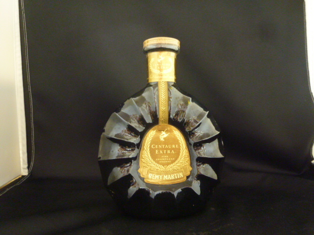  古酒 未開栓 REMY MARTIN CENTAURE EXTRA レミーマルタン センターエクストラ ブランデー コニャック(レミーマルタン)｜売買されたオークション情報、yahooの商品情報をアーカイブ公開 - オークファ コニャック