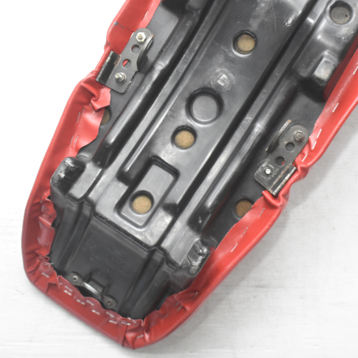 CBR400F 純正シート ベース アンコ抜き タックロールカバー