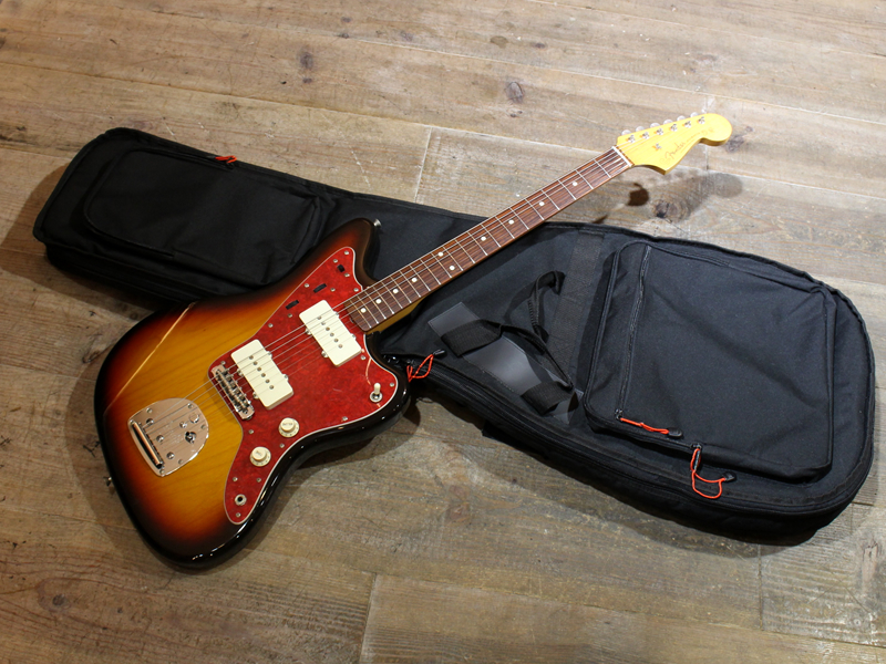 ★ズバリ当たりです！Good Taste！ 軽量！Fender Japan'96-'97年フジゲン～ダイナ移行期　JAZZ MASTER （社外専用ハードケース付） Fender Stratocaster &frasl; ) HSS, Dot