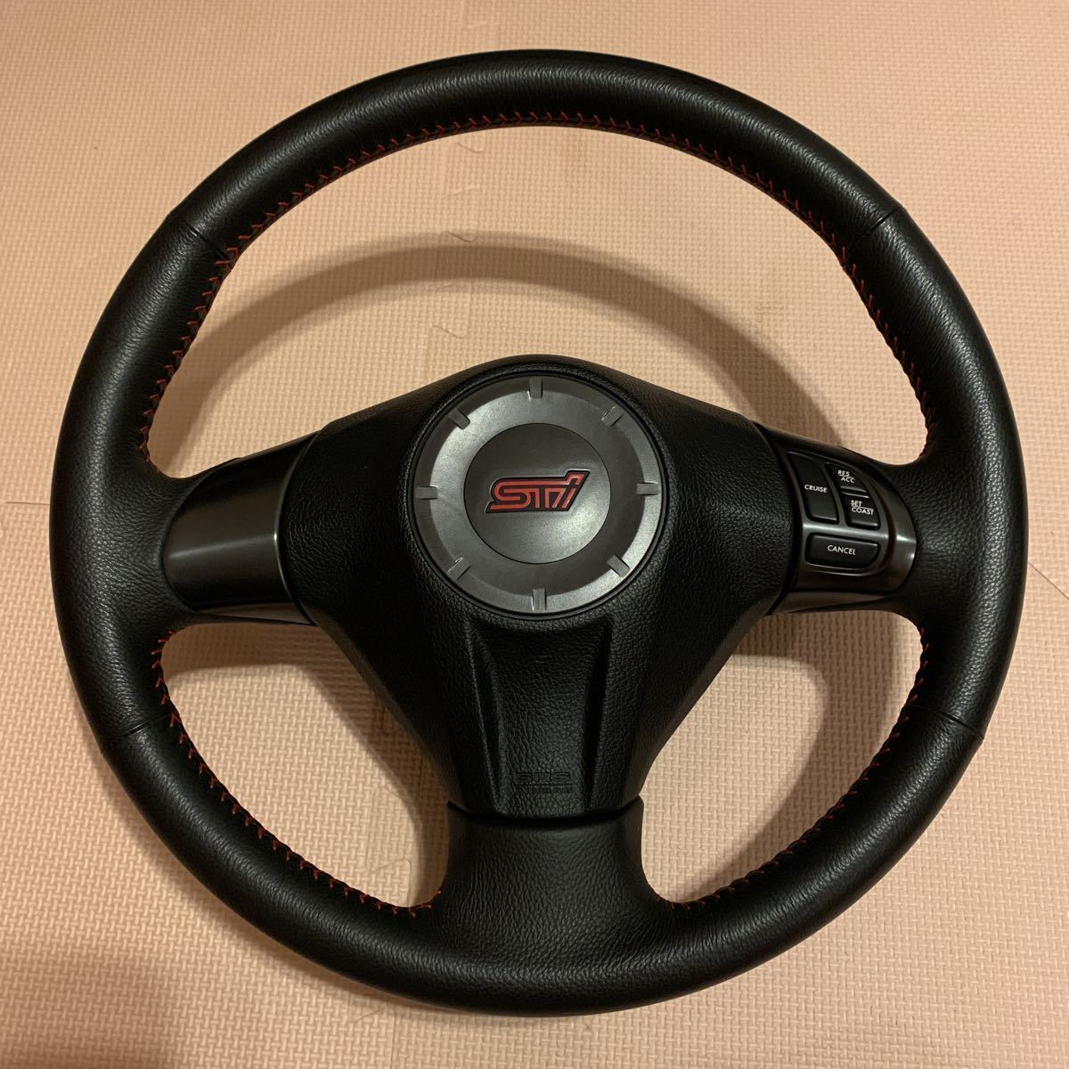 スバル 純正ステアリング インプレッサ Wrx Sti Grb Grf Gvb Gvf ハンドル エアバッグ オートクルーズスイッチ付き ステアリング ハンドル本体 売買されたオークション情報 Yahooの商品情報をアーカイブ公開 オークファン Aucfan Com