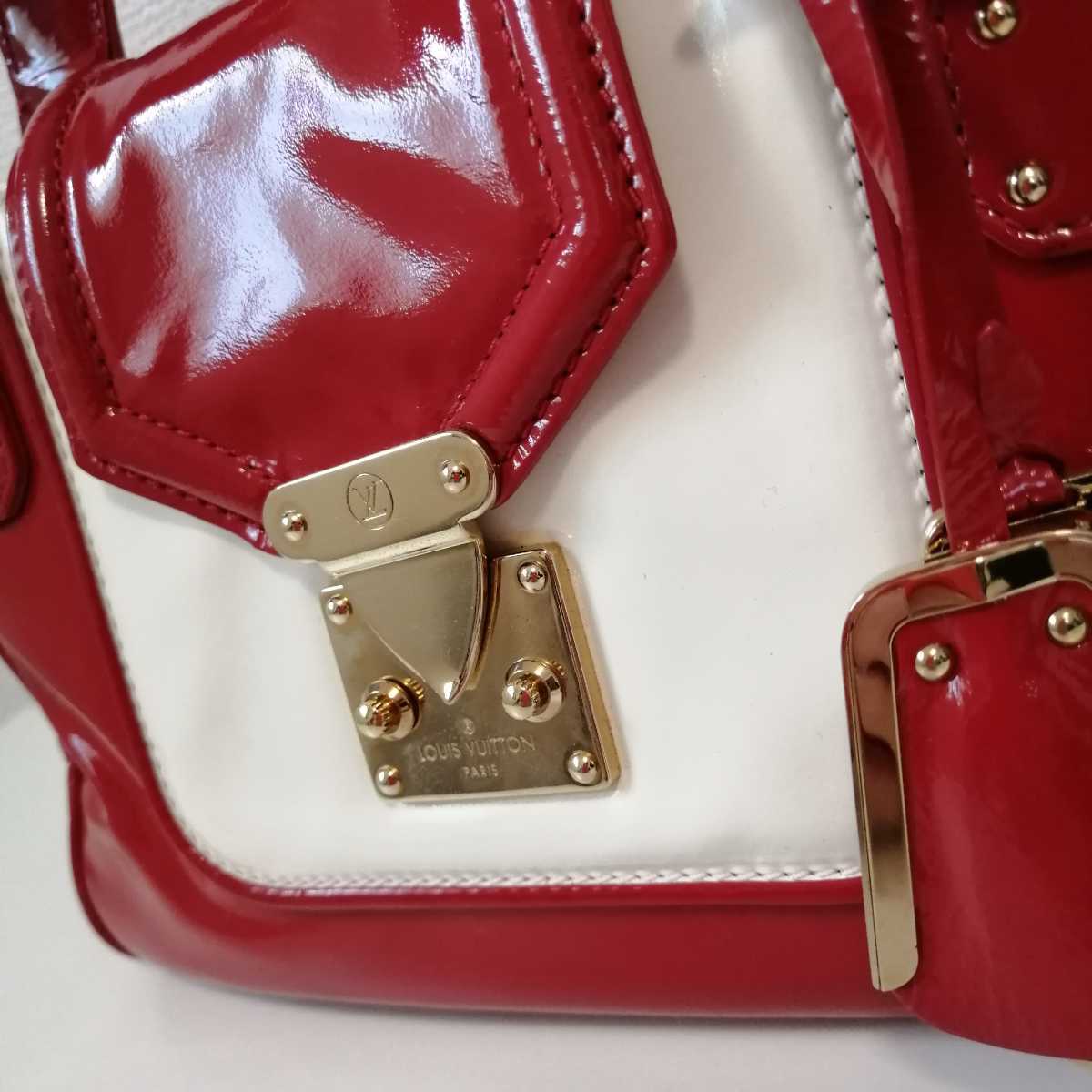 LOUIS VUITTON ルイ・ヴィトン サック ビコロール ハンドバッグ赤 白 