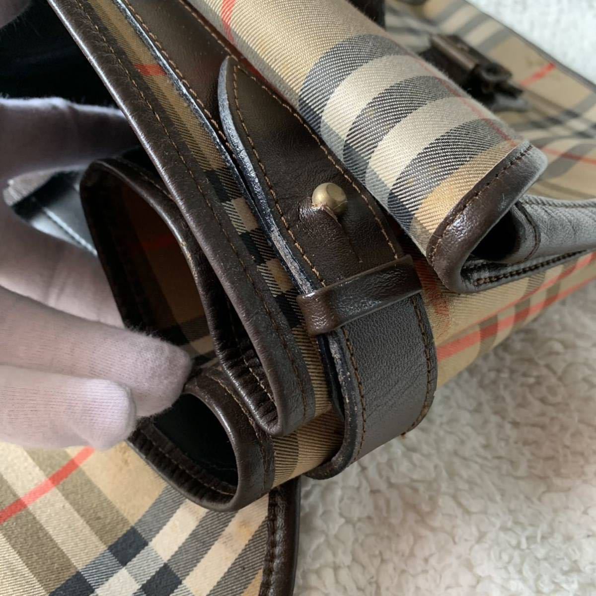 バーバリー ノバチェック ショルダーバッグ BURBERRY ブラウン