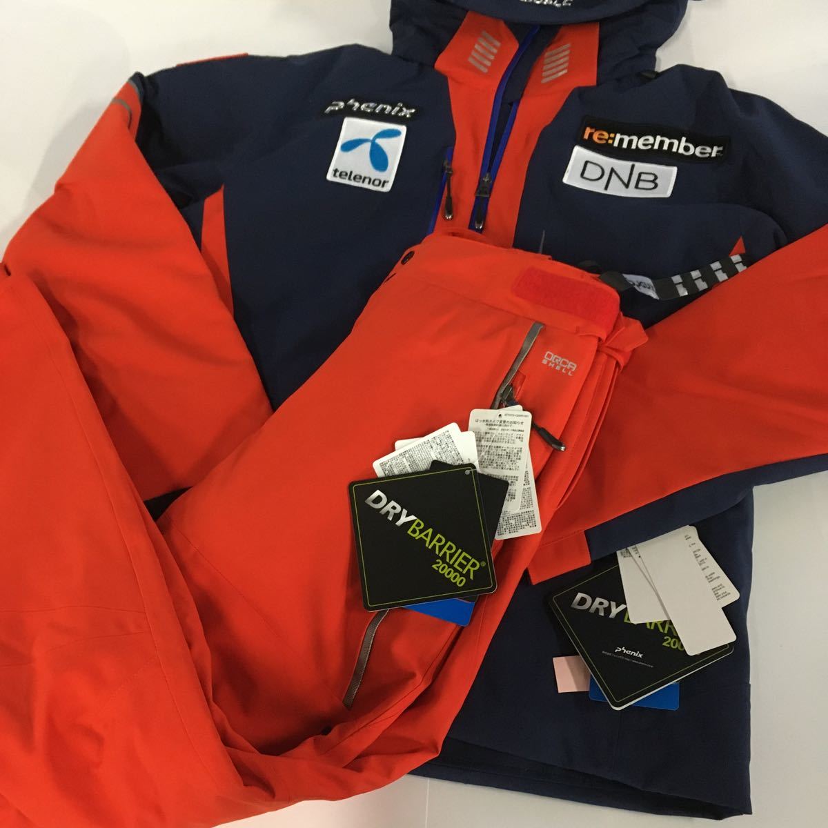 限定セール，品質保証 E4443-R75 W Phenix フェニックス スキー スノボ Norway Team jaket Pants -A メンズ Lサイズ 上下セット 定価82 000円 展示 ウェア(上下セット)｜売買されたオークション情報、yahooの商品情報をアーカイブ 男性用