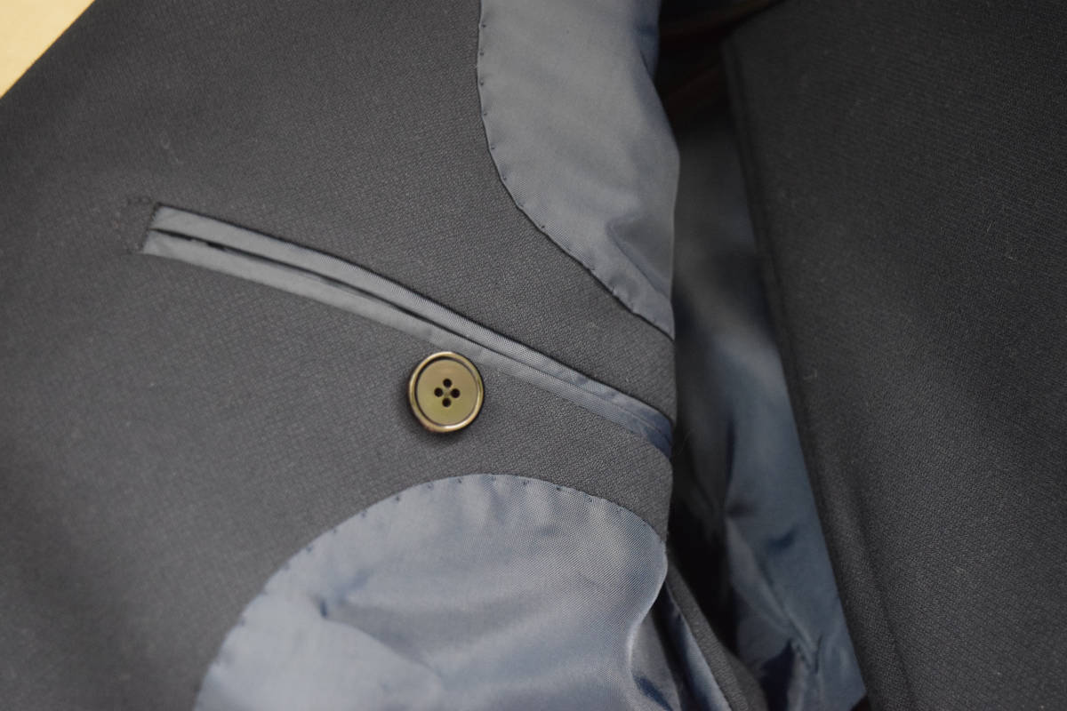 伊製フルハンドメイドのスーツが13万円で作れるテーラー Mr. Linen 