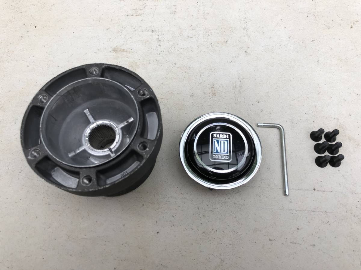 ローバーミニ ステアリングボス ナルディ NARDI 【中古】 ローバーミニ