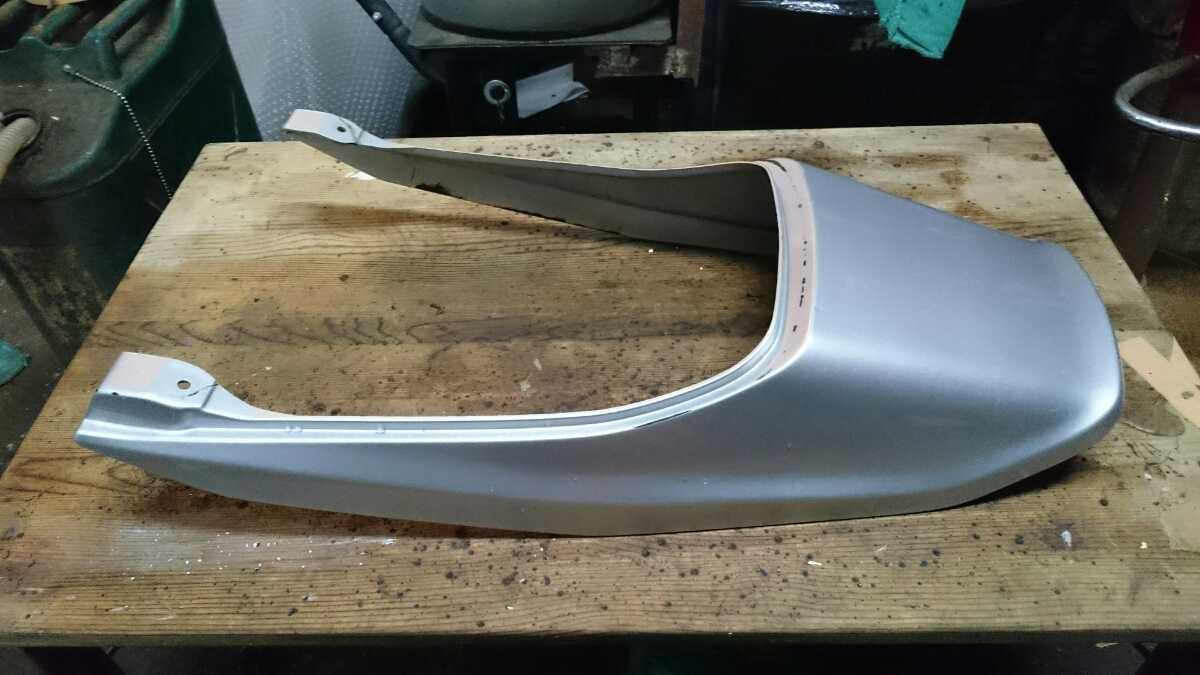 ゼファーχ | 純正 ゼファー400 テールカウル ファイナルエディション 