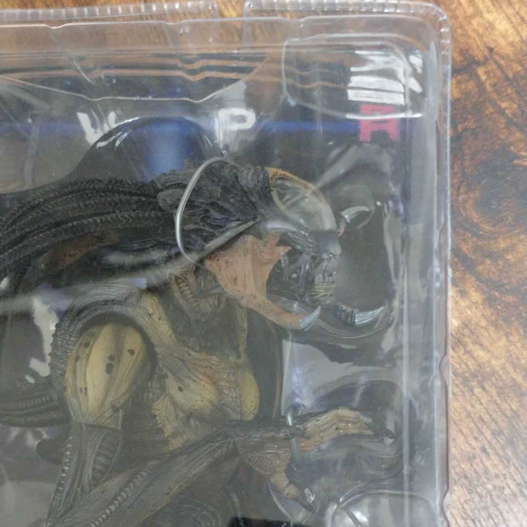 ネカ NECA プレデリアン AVPR エイリアンvsプレデター2 7インチ