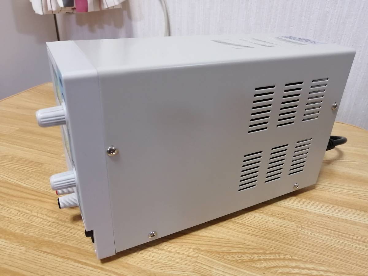 直流安定化電源 | 安い商品を通販 AD872*シリーズ デジタル表示小型直流安定化電源（PA350-0.2B）｜ヤマト科学株式 AD-8722D A&amp;D 直流安定化電源」の人気商品一覧 計測用具 &frasl; はかり商店 ２．５Ａ＿ ３０Ｖ Ａ＆Ｄ 通販 20V-5A