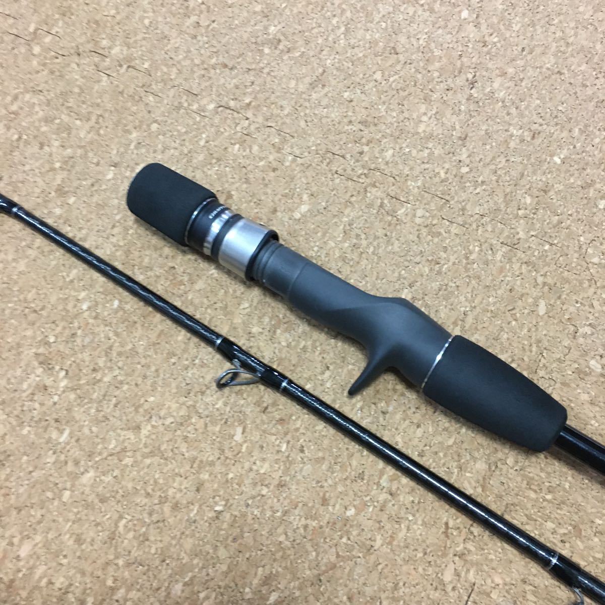 グラップラー タイプJ | SHIMANO 19グラップラー ベイト B60-5の最安値・インプレ タイプ シマノ(SHIMANO) 0 オフショア ジギング J] J[GRAPPLER TYPE 価格比較